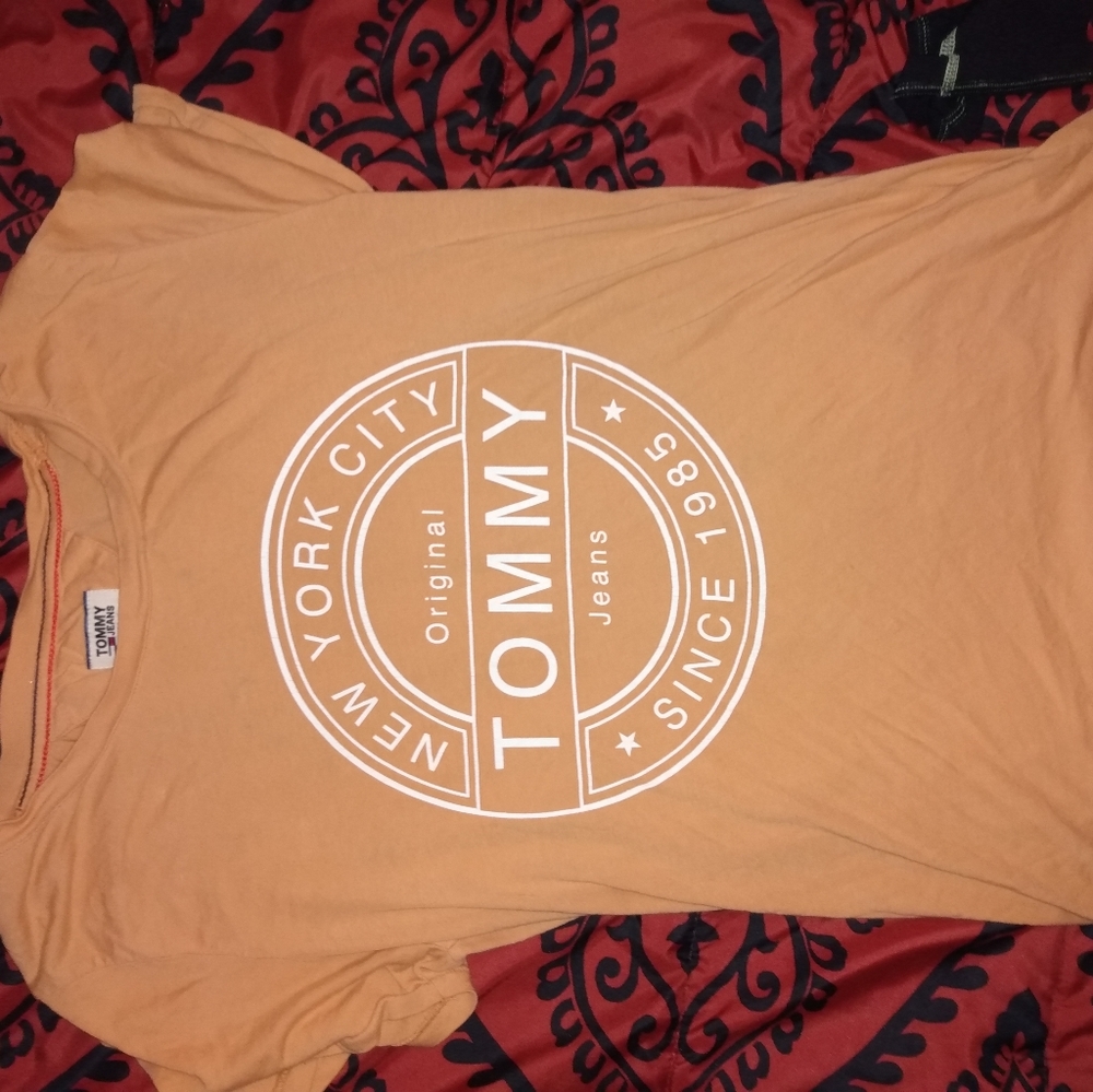 Tommy Hilfiger tee